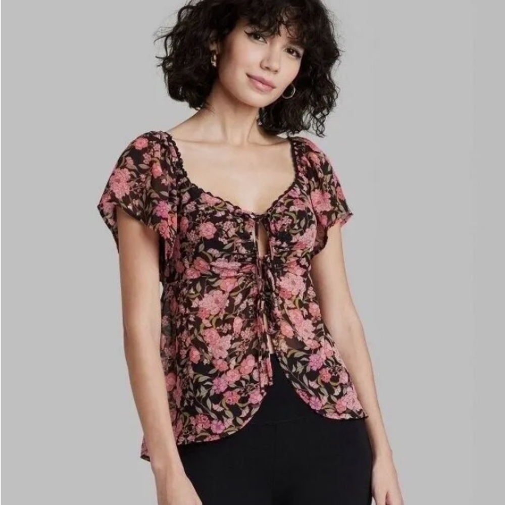 While Fable floral top